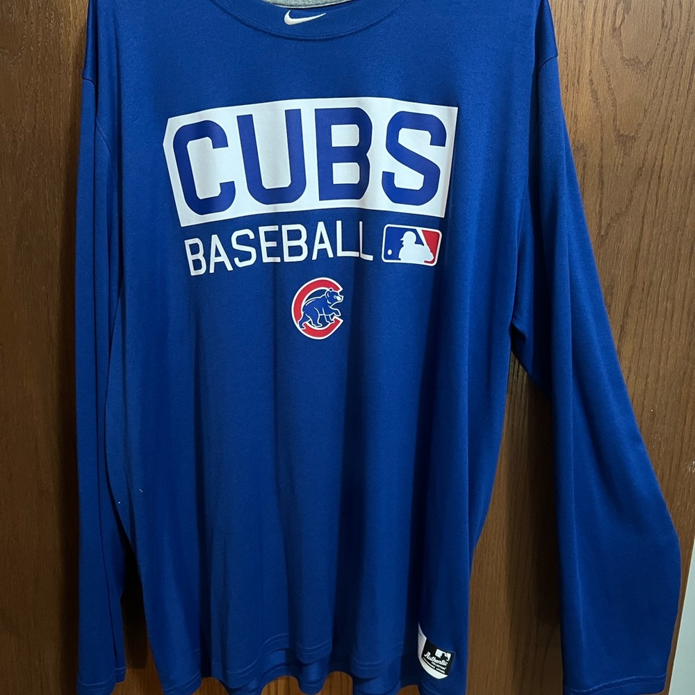 XXL Nike BSBL Chicago Cubs Long Sleeve Dri-Fit T-Shirt